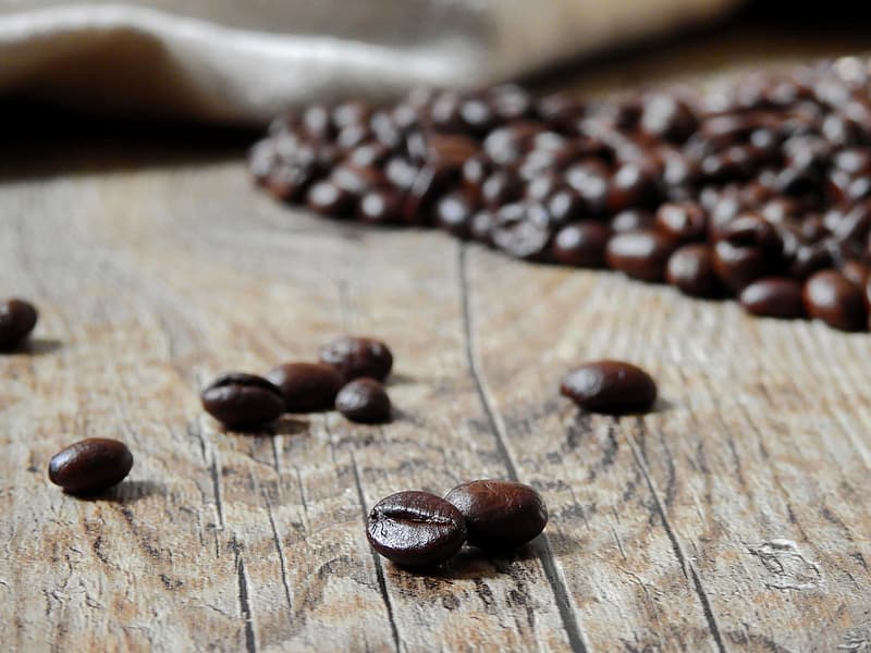 دانه های قهوه بو داده فرانسه
