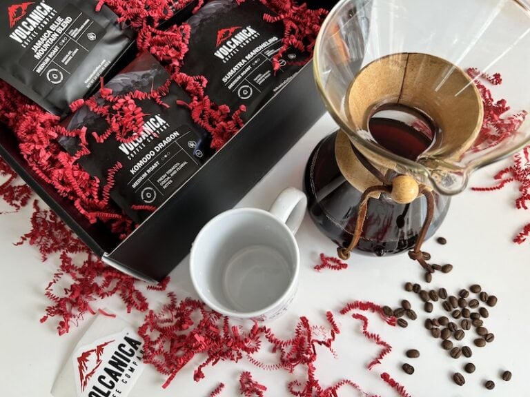Volcanica World Traveler Coffee Gift Box With Chemex Kate 768x576 