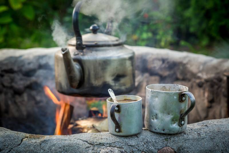 Camping-coffee-on-fire