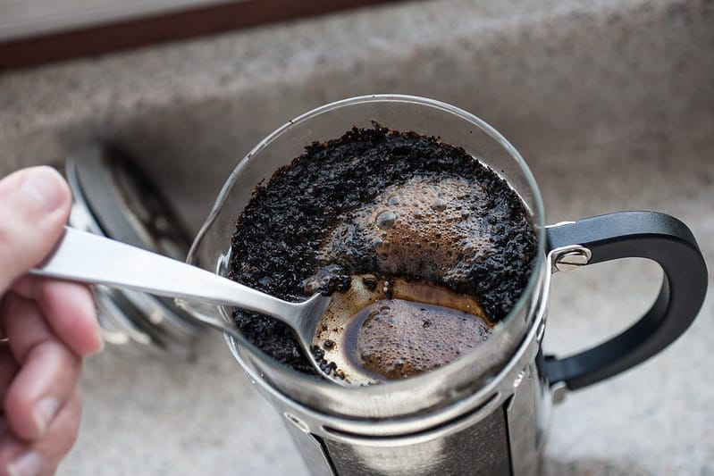 French press clean out coffee grounds