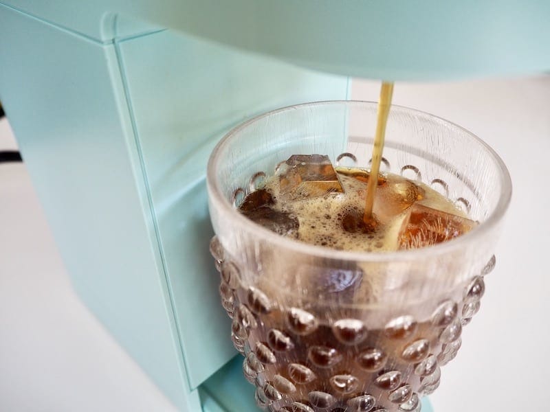 How to Make Iced Coffee with Keurig (Recipe & Pictures) - Coffee Affection