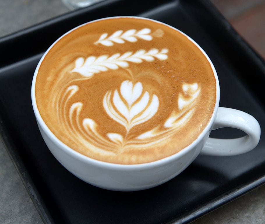 Latte art tulip wave design