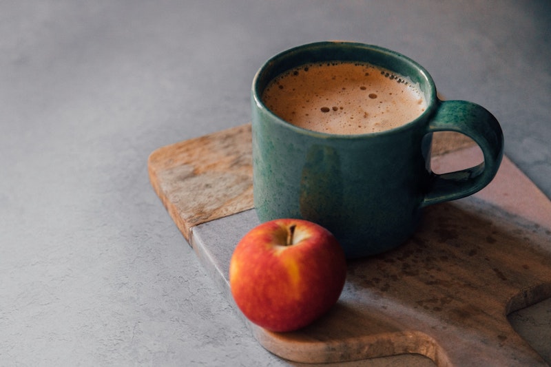 Cozy Cinnamon Apple Coffee Recipe (A Fall Delight!) - Coffee Affection