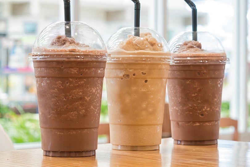 Frappe vs Frappuccino: What's the Difference? - Coffee Affection