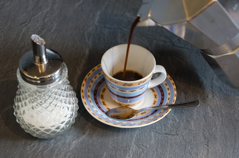 Cách pha một tách cà phê hoàn hảo - Helena Coffee