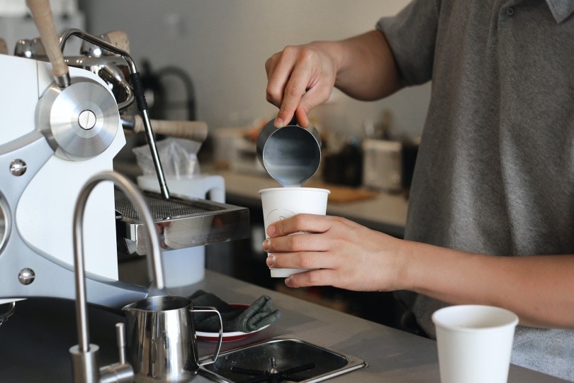 barista making a drink