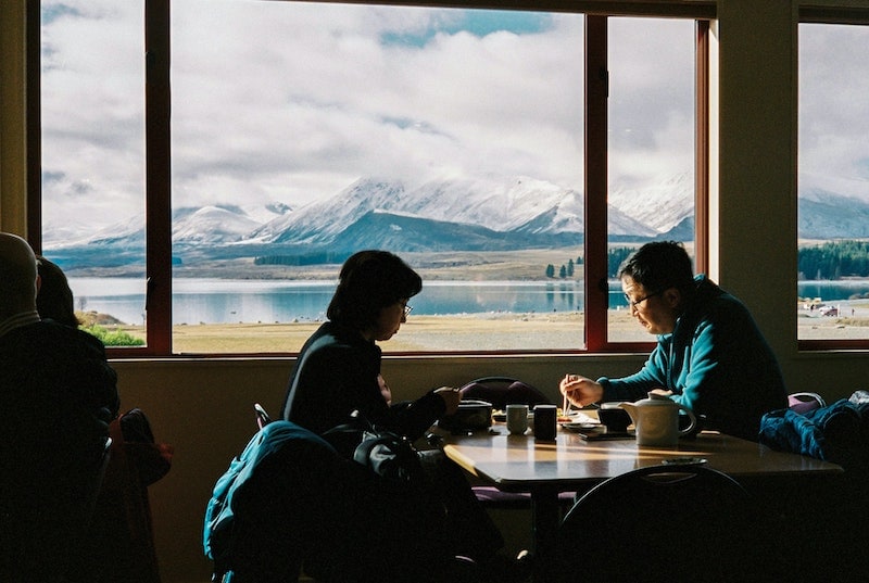 new zealand cafe with mountains