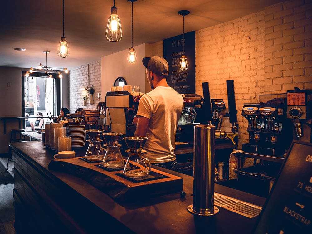 barista preparing coffee