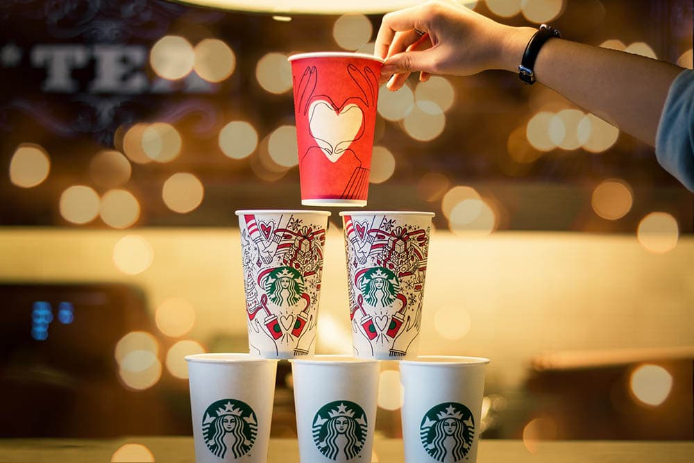 https://coffeeaffection.com/wp-content/uploads/2022/06/starbucks-cups-tower_quan-le_Unsplash.jpg