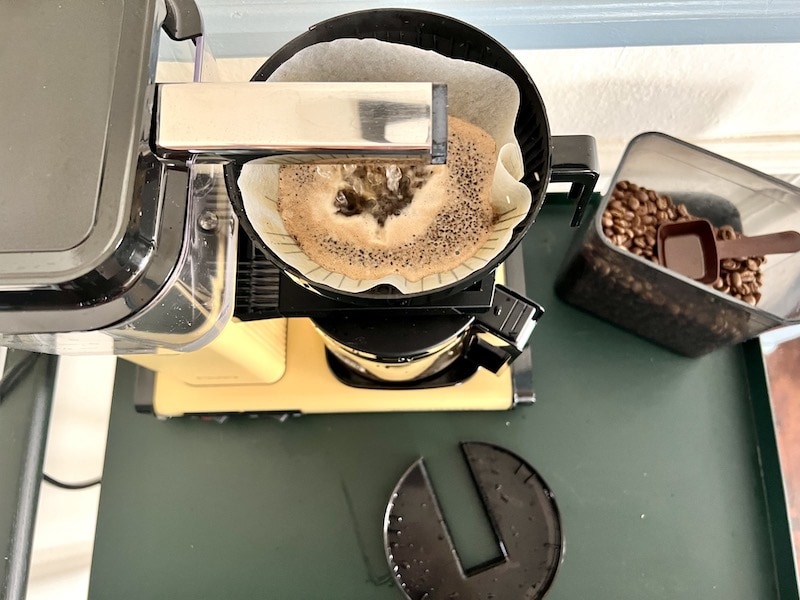 Technivorm Moccamaster coffee machine brewing