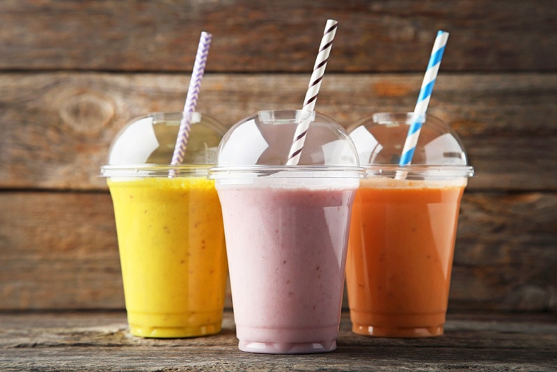 smoothies in plastic cups